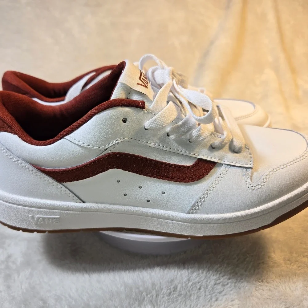 Vans Lowland CC White Burgundy ComfyCush Skate Sneakers Mens 8.5 VN0A4TUVBKA